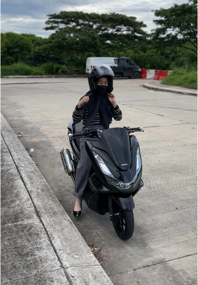 absen yang hari ini libur✋🏼 #fypp #fypシ #pcxjesse #pcxmodifikasi160 #pcx160 #pcxmodifikasi #pcxแต่งสวย #pcxindonesia 