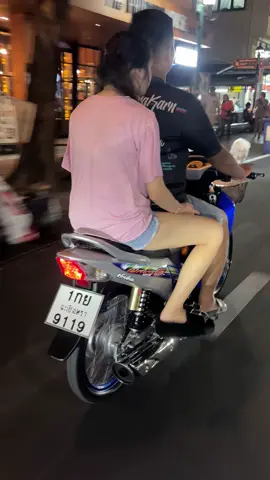 พาคุณหญิงขี่รถเล่น💙🥰 #คุณชาญาดา💐 #ฟีดดดシ #อย่าปิดการมองเห็น #เวฟ125บังลม 