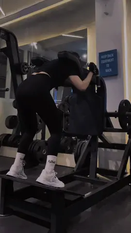 #CapCut #gym masa iya gk ngpum🍑🍑🔥