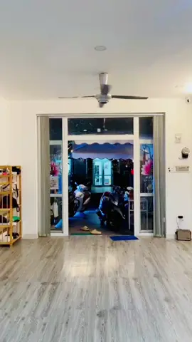 Liên hoan lớp Yoga , cười banh 😁#liênhoan #yoga #c#clb_kimnhiyoga #tết #xuhuong 