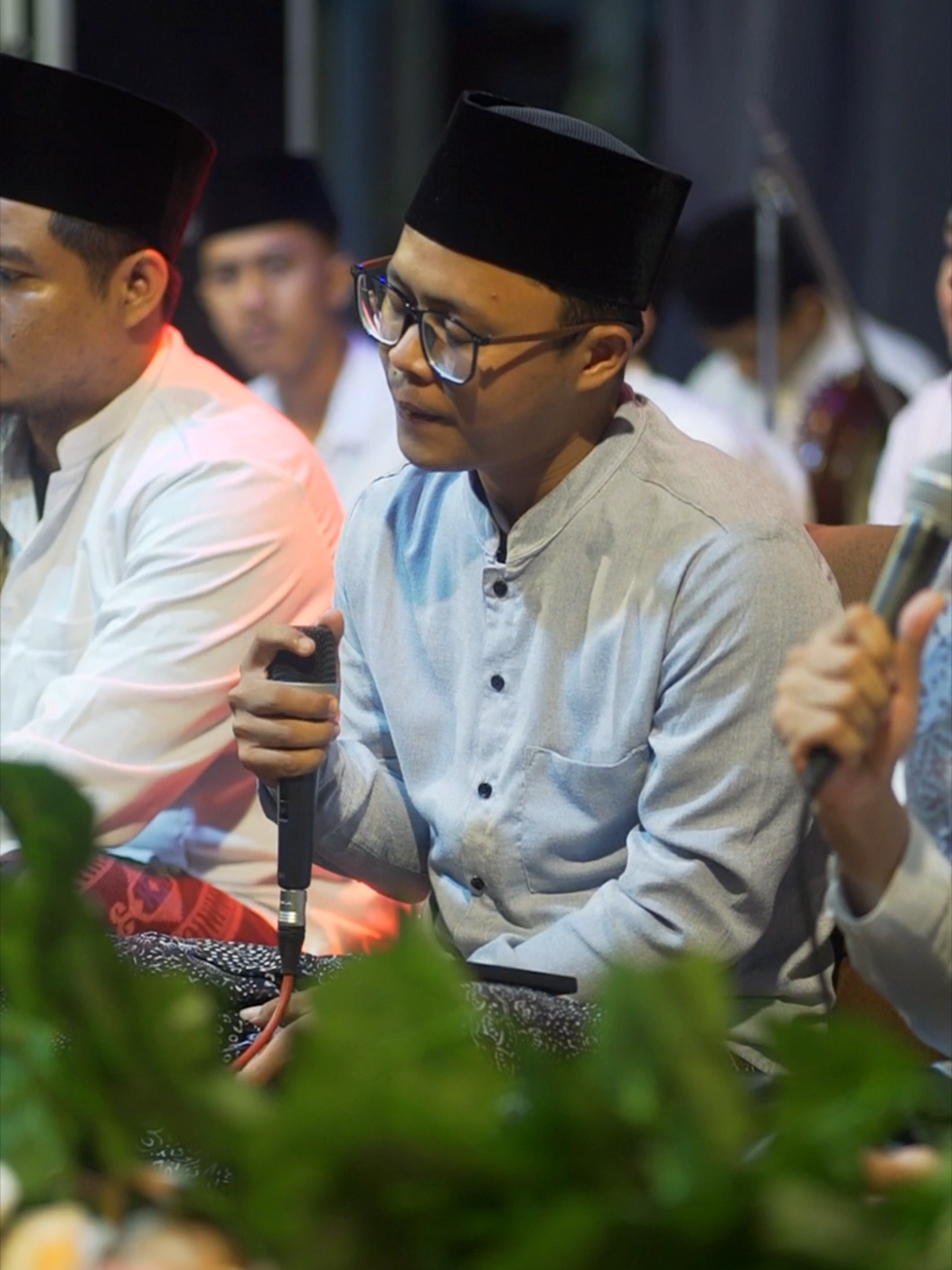 Assalamualaik Candu Dari Cak Nur dan Gus FA🥰 @Faridc @hadrohtomboati @Multimedia Tombo Ati  #gusfarid #gusfaridtomboati #assalamualaik  #sholawat #majelissholawat #majelissholawattomboati #tomboatiblitar #tomboati_official #tomboatiofficial #tomboati #majelistomboati #adewetomboati #tomboatimultimedia #hadrohtomboati #primaaudio #2025 