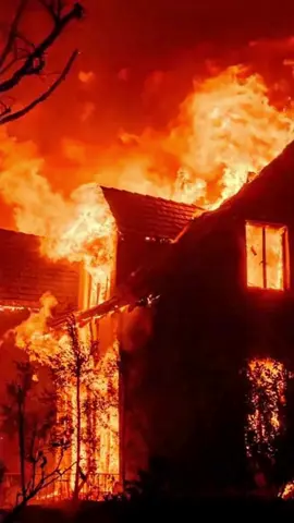 house fire #capcut #trendingvideo #bestvideo #californiafire #californiafirefighters #californiafires #losangelesfire #losangelesfirefighters  #hollywoodfire #hollywoodrescue