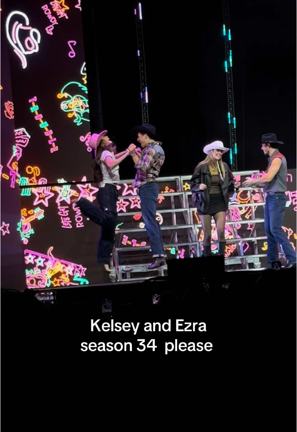 She can DANCE @Ezra Sosa @Kelsey Anderson @DWTS Live! #dwtstour #dwts #dance #yeehaw #fyp 
