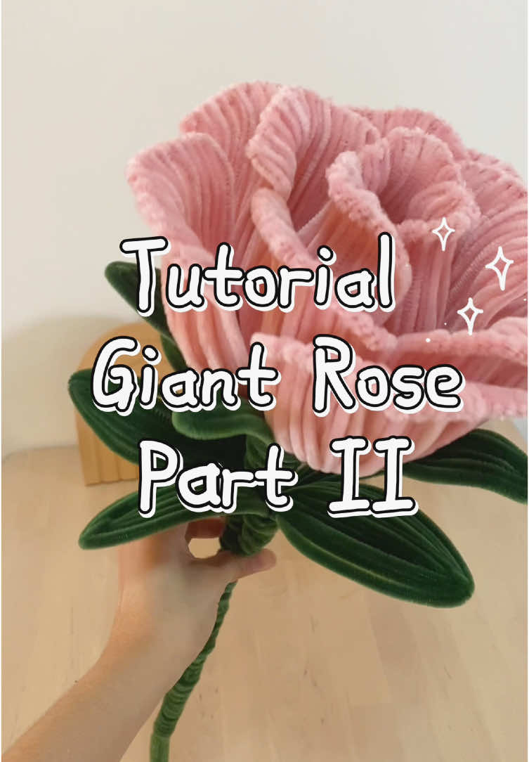 Part 2 of tutorial giant rose 🌹🌷💖 #flowerbouquetsingapore #bouquetsingapore #fuzzywireflowers #pipecleanertutorial #pipecleanersbouquet #pipecleanerflowerstutorial #fyp #foryourpage 