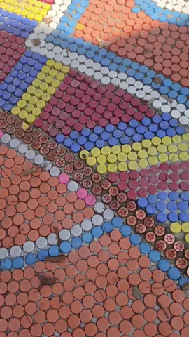 #อลังการมาก หนึ่งเดียวในจังหวัดศรีสะเกษ ฝาขวดนับหมื่นฝามาเรียงร้อยกันสวยสดงดงามยิ่ง ด้วยฝีมือชาวบ้านผู้ใฝ่ในบุญ สุดยอดมากๆ ที่นี่วัดบ้านสำโรงพลัน ต.สำโรงพลัน อ.ไพรบึง จ.ศรีสะเกษ