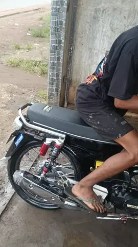 engine on 😛 #fypシ #fyp #nppngarage #astreagrandindonesia #astreagrand #grandbulusindonesia #astreamodifikasi #grandbulus #astrea #cseriesindonesia #cseriesjahat #cseries #bengkel #mekanik 