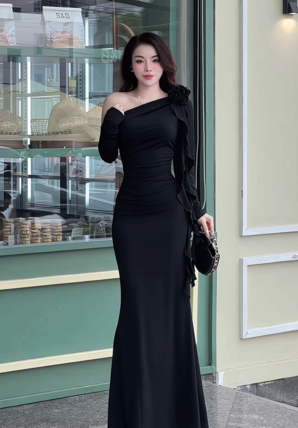 Giây phút năm mới cận kề Đặt xuống bộn bề, thu lại an nhiên 🌸 #simihouse #vaybody #macdepmoingay #simihousechuyenvay #phoidodep #tipphoido #simihousechuyênváy