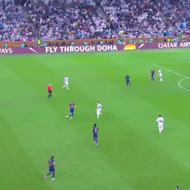 Throwback to Kylian Mbappe, who absolutely lit up the #2022 FIFA World cup final with two incredible goals in just 97 seconds to pull France level at 2-2 against Argentina⚽️#Mbappe#Soccer#qatar2022 #fifa 