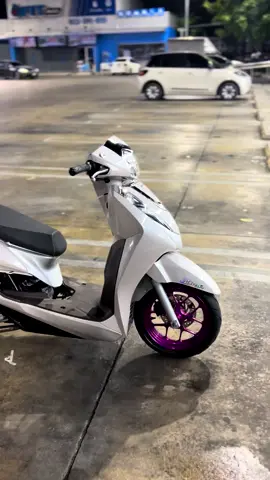 คนไม่มีแฟนเค้าเเต่งรถกันยังไงน้า มันกำลังกลับมาแล้ว #บ้านนายมีหลีดยัง🦗💨 #เด็กชลบุรี❤️ #ผู้หญิงชอบซิ่ง💨💨💨 #หลีดล้อม่วง💜 #เป็นงี้จริงป่ะ😆💗 #ของเล่นเด็กผู้หญิง #ไม่ใช่รถผัว 