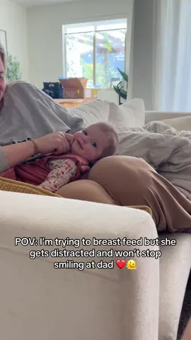 The blink at the end.. she’s just way to sweet ❤️  #babysmiles #babylife #babiesoftiktok #moms #MomsofTikTok #parents #parentsoftiktok #foryoupage #fyp #babytiktok #wholesome #momlife #parentlife 