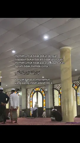Saya belum pernah melihat solusi untuk dua orang yang saling jatuh cinta, selain nikah, HR. Ibnu Majah 1847, Mushannaf Ibn Abi Syaibah 15915 dan dishahihkan Al-Albani). #foryoupage 