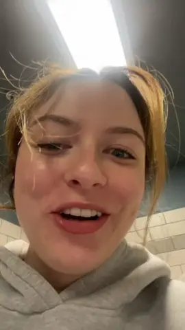 Bestie just sent me this she just clocked into work too 😭😭#oop #oopsie #ripped #work #tightjeans #2025 #bestfriend #CapCut #fyp #for #foryou #foryoupage #foryourpage #foryoupageofficiall #relatable @Triiielallen 