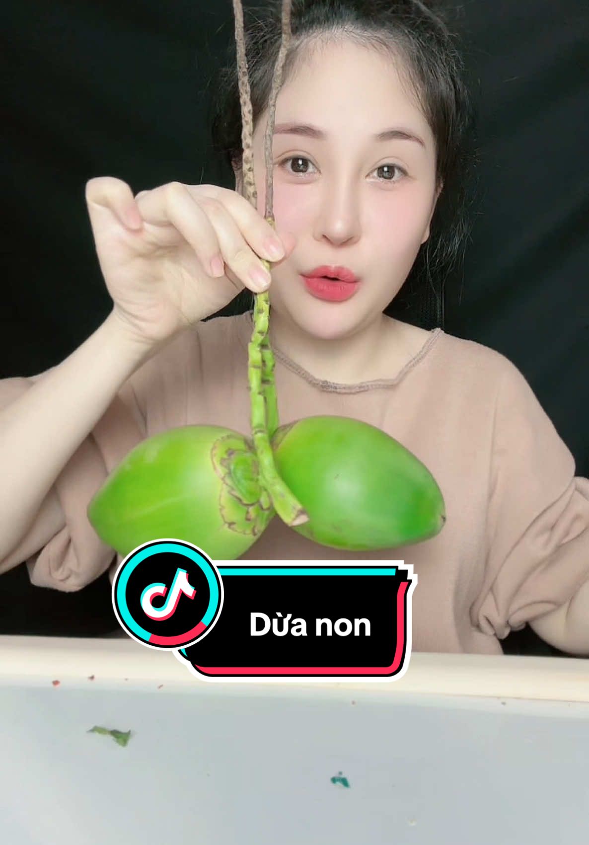 Mukbang dừa non #xuhuong #xuhuongtiktok #mukbang #viral #asmrvideo #asmr #thinhhanh #duanon 