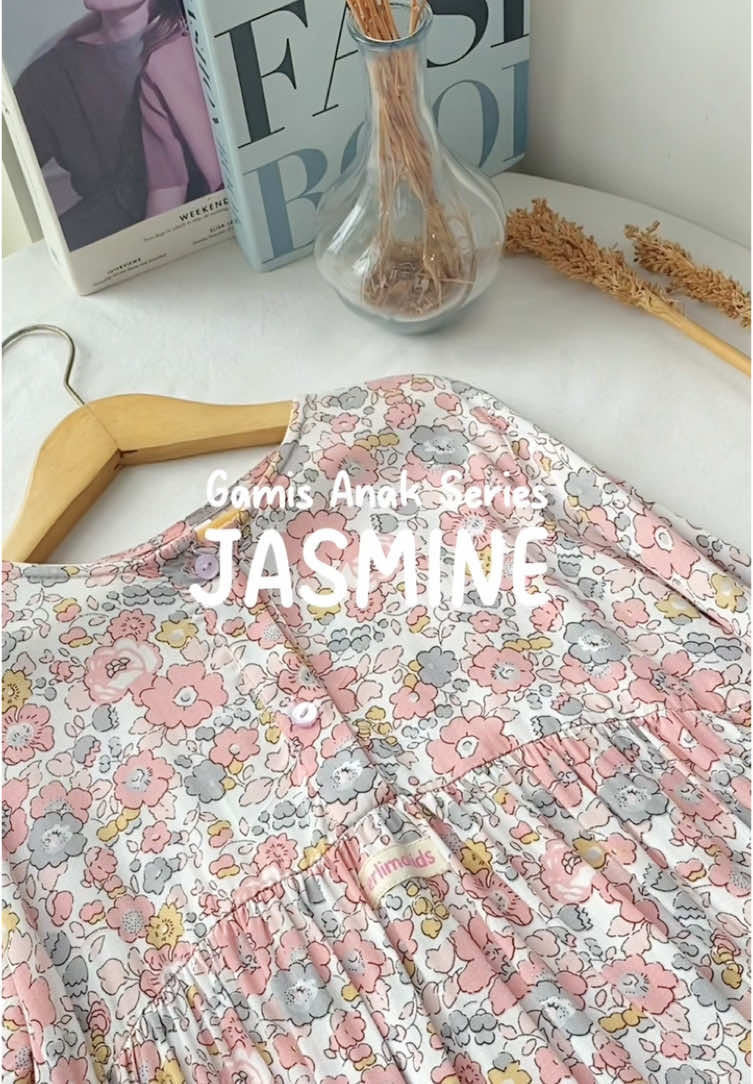 Gamis Anak Series Jasmine Motif Audrey🎀🤍 Beautiful dress and premium kuality✨ Shop Now🛒🛍️ #fyp #fypシ #masukberanda #erlimakids #foryou #foryoupage #fyppppppppppppppppppppppp #bajuanak #dressanak #dresslebaran #dressmurah #gamis #gamisanak #gamismurah #gamiskekinian #mukenaanak 