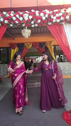 Oh behna meri❤️❤️#twins #sisterlove #🙏🙏🙏🙏🙏 #sistergoals #didi boini #foryoupage❤️❤️ #🥹😭😭😭😭 #brokenlife💔💔 #panautimuser❤ #marriagespecial🥰 