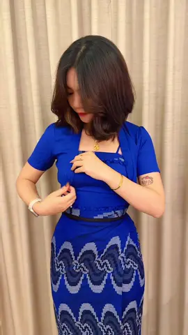 Navy 💙 #ရွှေပိုးချည်ပိုးထည်ချည်ထည် #မြန်မာ၀တ်စုံချုပ်ပုံလေးများစုစည်းမှု #မြန်မာဝတ်စုံဒီဇိုင်းများ #theink_traditional_couture #myanmartraditionaldress #foryoupage #clothing #clothes #fashion #foruyou_page 