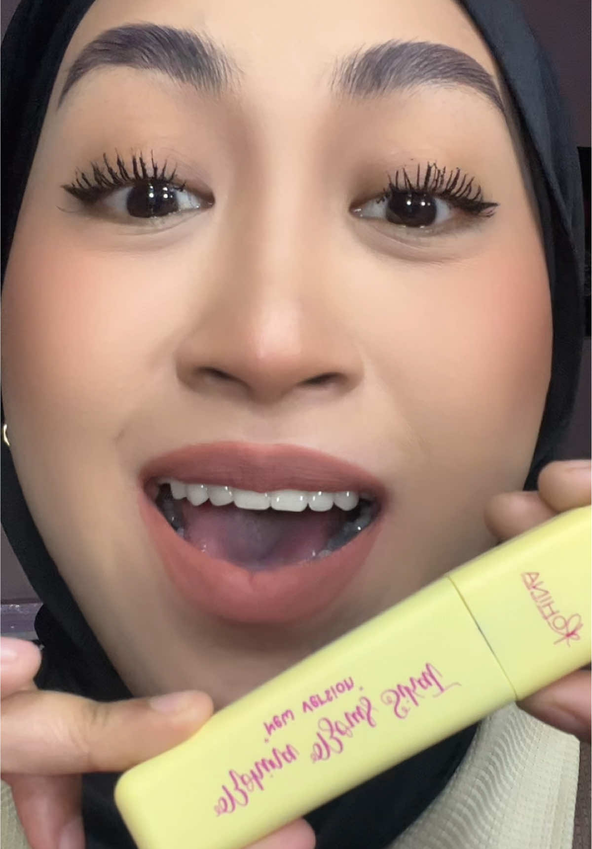 My current obsession 🔥 Before this fav i mini mascara, but nowwwww dah ada yang dapat tandingi ye!!!! Mascara Rohina memang on top ⬆️ #fyp #mascararohina #berussikatrohina 