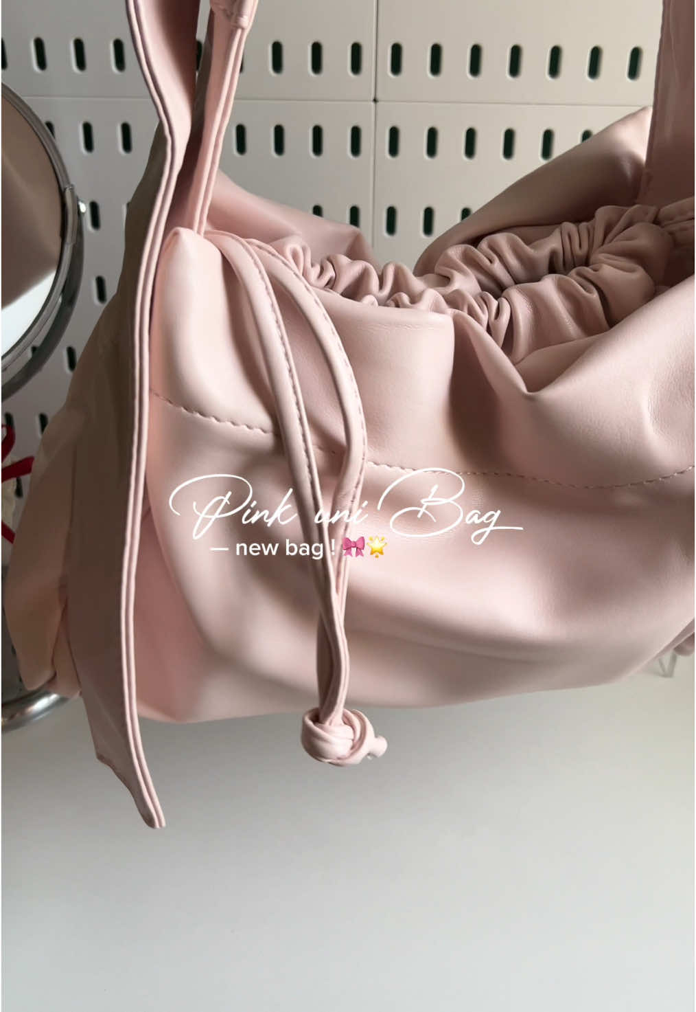 Replying to @naomiii i’m inloveee w this bag ! 🥺💓 #pinkbag #slingbag #unibag #everydaybag #fyp #trending #viral 
