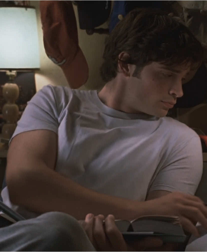 charlie baker.                                         #foryoupage #aestheticedits #cheaperbythedozen #cheaperbythedozenedit #charliebaker #charliebakeredit #tomwelling 