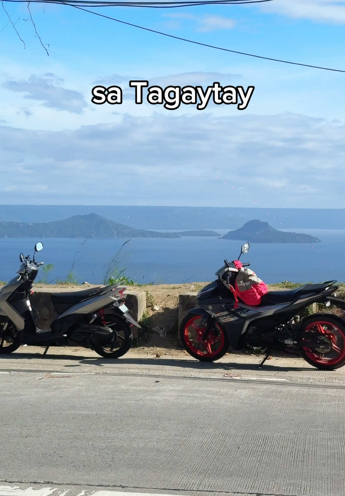 Legit yung ganda ng view sa Tagaytay ang lamig pa.🥶 #travel #fypシ゚viral #nature #tagaytay #rides 