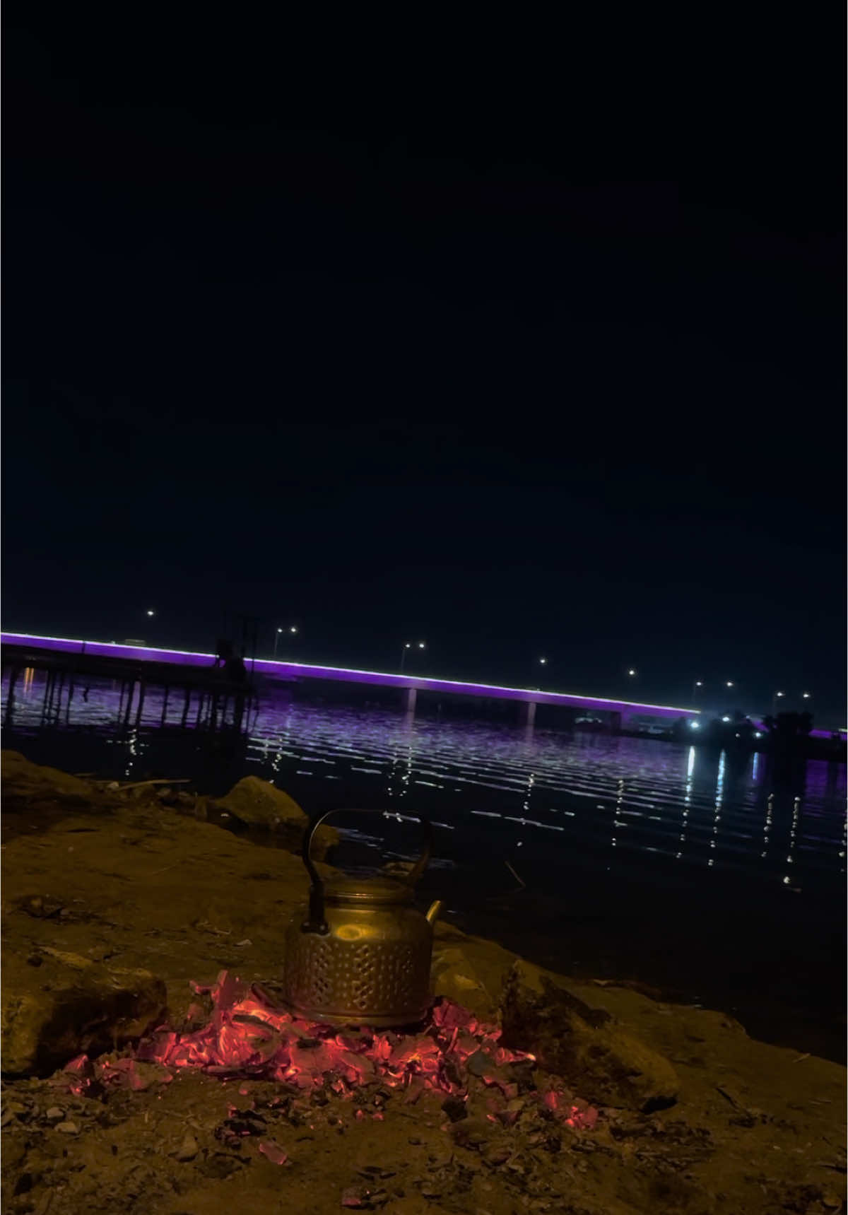 ياطعم ياليلة من ليل البنفسج… . #ستوريات #fyp #اكسبلور #فهد_نوري #ياطعم_يا_ليله_من_ليل_البنفسج #ياس_خضر_ابومازن_صوت_الارض💖 #ياطعم_يا_ليله_من_ليل_البنفسج #فهدنوري ##ترند #ترند_جديد#كورنيش_شط_العرب #كعدات 