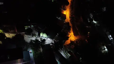 chui vô pháo hoa luôn 😂 #xuhuong #fypシ゚viral #dji #flycam #xuan #happynewyear #2025 #phaohoa #Tet2025 #firework #chucmungnammoi #warning⚠️ 