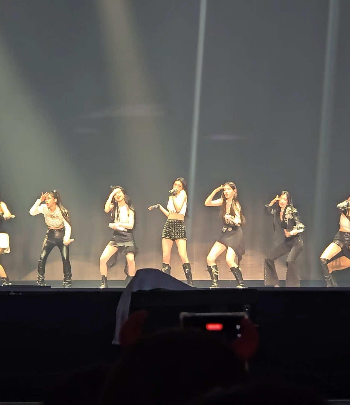 BabyMonster HelloMonsters World Tour in Seoul - Clik Clak #babymonster #monstiez @babymonster_yg 