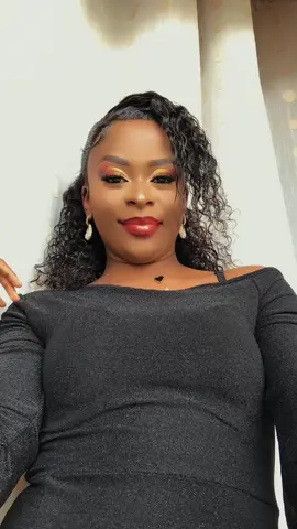 Freelance make up artist 🥰#sunsetmakeuplook …#makeup #makeupartist #kenyanmua #trendingvideo 