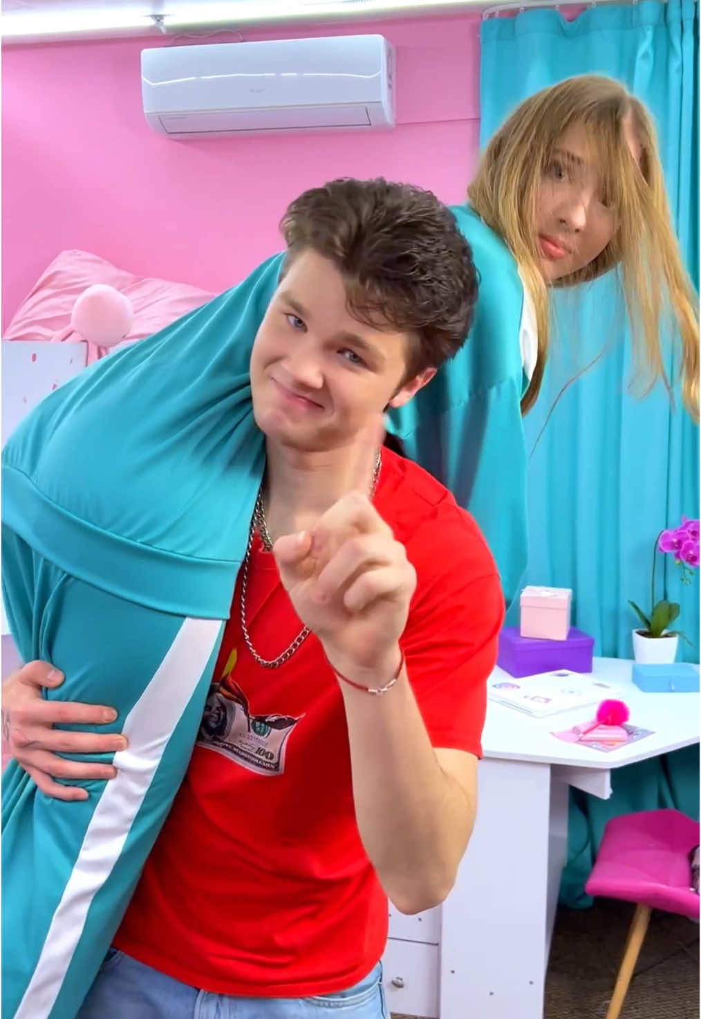 Do you like it ? 😎😍🤩#timtin #crazycasa #fyp #Love #usa #school #americanschool 