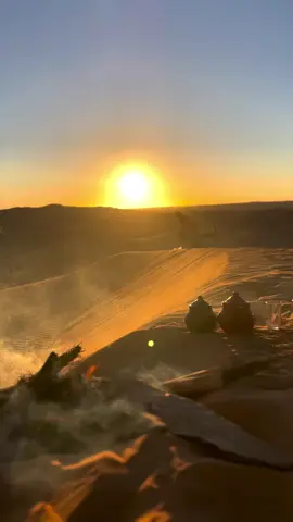 في عزلتي أبحث عن معنى جديد لكل لحظة أعيشها 🤍😊 مرحبا بك تيميمون🏜 whatsapp 0558488936 #tourism #tourist #travel #timimoun #sahara #algerie🇩🇿 #تيميمون #صحراء_الجزائر # #تيميمون_أدرار_بشار_ورقلة_تمنراست #explore #fyp #ترند #CapCut #اكسبلور #سفر #سياحة #paris #hello2025 #algeria 