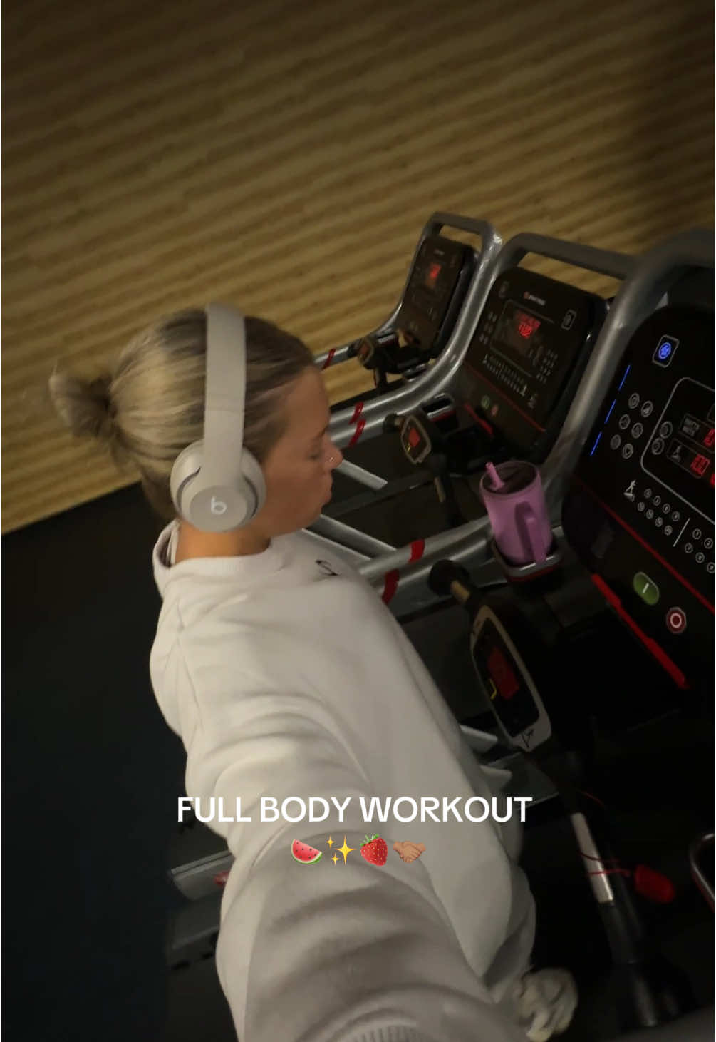 another fun FULL BODY DAY ✨🫧🎧💦 #gym #health #wellness #Fitness #gymrat #gymgirl #summerbodyloading #winter  #motivation #goals #healthyhabits #workout 