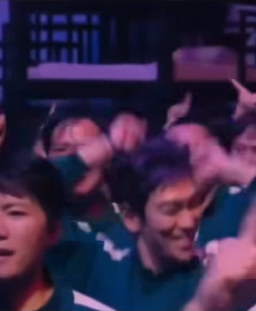 Squid game neck hurt #squidgames #squidgame #thanos #thanossquidgame #iveplayedthesegamesbefore #gihun #neckhurt #meme 