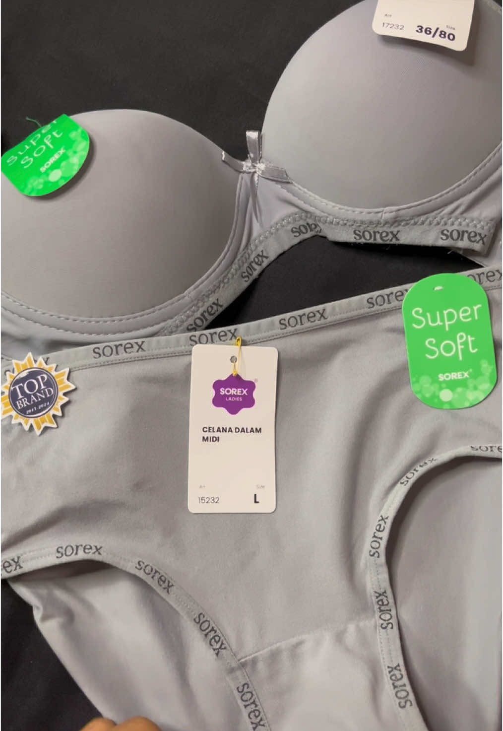 One Set Sorex Celana Dalam dan Bra, bahan polister, halus, adem, dan bra busa tanpa kawat👙😍 #cdcewek #cd #celanadalem #cdmurah #bra #brabusa #brasorex #sorex #sorexindonesia #cdsorex #sorex35716 #underwear #SorexShopp #fypシ゚viral #fypシ #fyp 