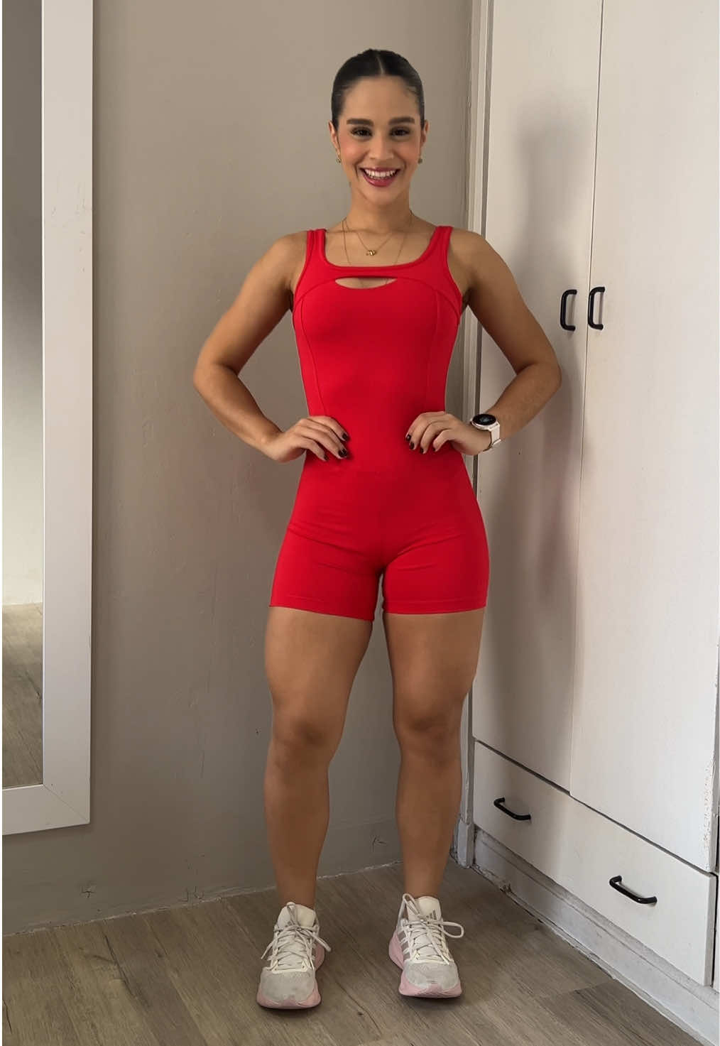 Nova Coleção Sun de @KAISAN BRASIL ☀️🌊 . Looks lindo, modelagem perfeita e o melhor custo benefício 🔥 . Nosso cupom 🏷️LOURDESBRAGA #lookdetreino #lookdeacademia #macaquinhodeacademia #roupadetreino #kaisan 