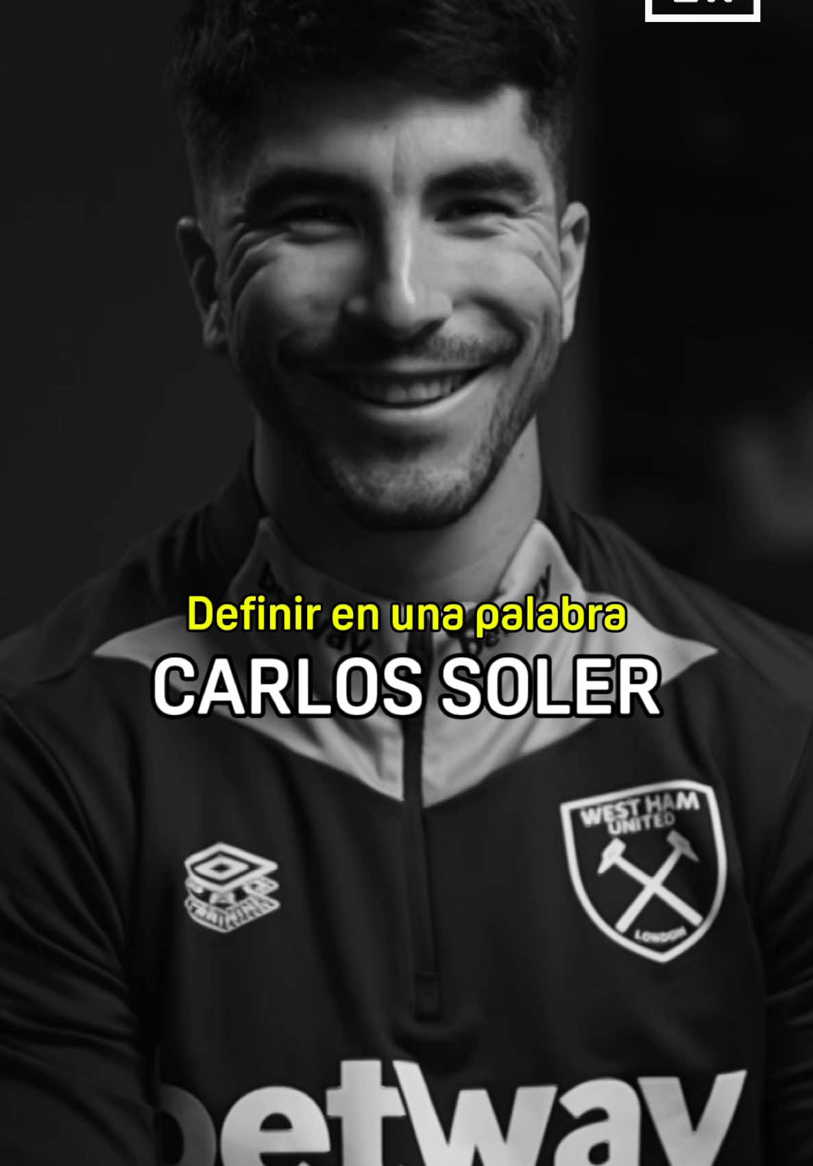 Definir en una palabra con CARLOS SOLER 🤔 Amor por el Valencia, orgullo, ambición… no se corta nada 🔊 @DAZN España  #CarlosSoler #Futbol #DAZN #deportesentiktok #tiktoksports #tiktokfootballacademy #Test 