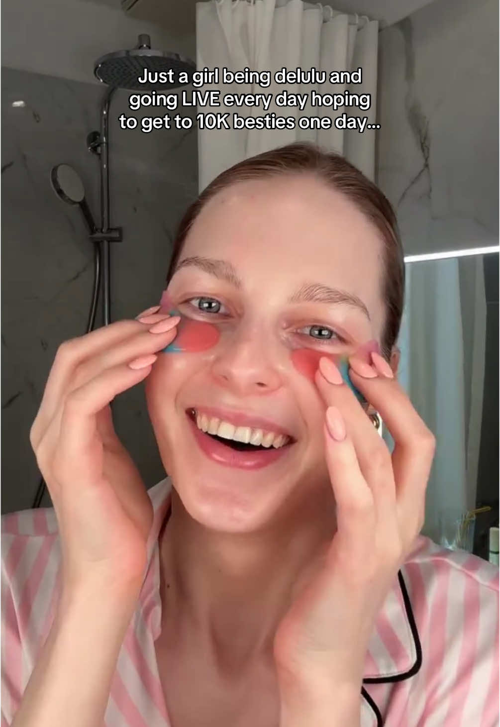Thank you for your support fam 🫶🏻 I have a new big milestone to reach in order to work with my favorite brands 🥹❤️ #live #tiktoklive #livehighlights #goinglive #skincare #beauty #roadto10k #contentcreator #smallcontentcreator 