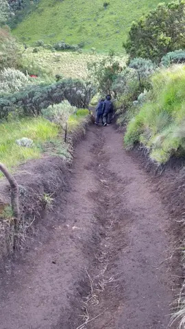 Merbabu diciptakan saat tuhan sedang tersenyum #merbabumountain 