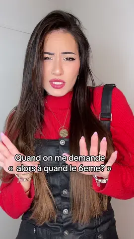 Aujourd’hui pas d’école pour Mora Rachel … 🤧 Ps : la vidéo est un brouillon hein 😘 #ecole #prof #mom 