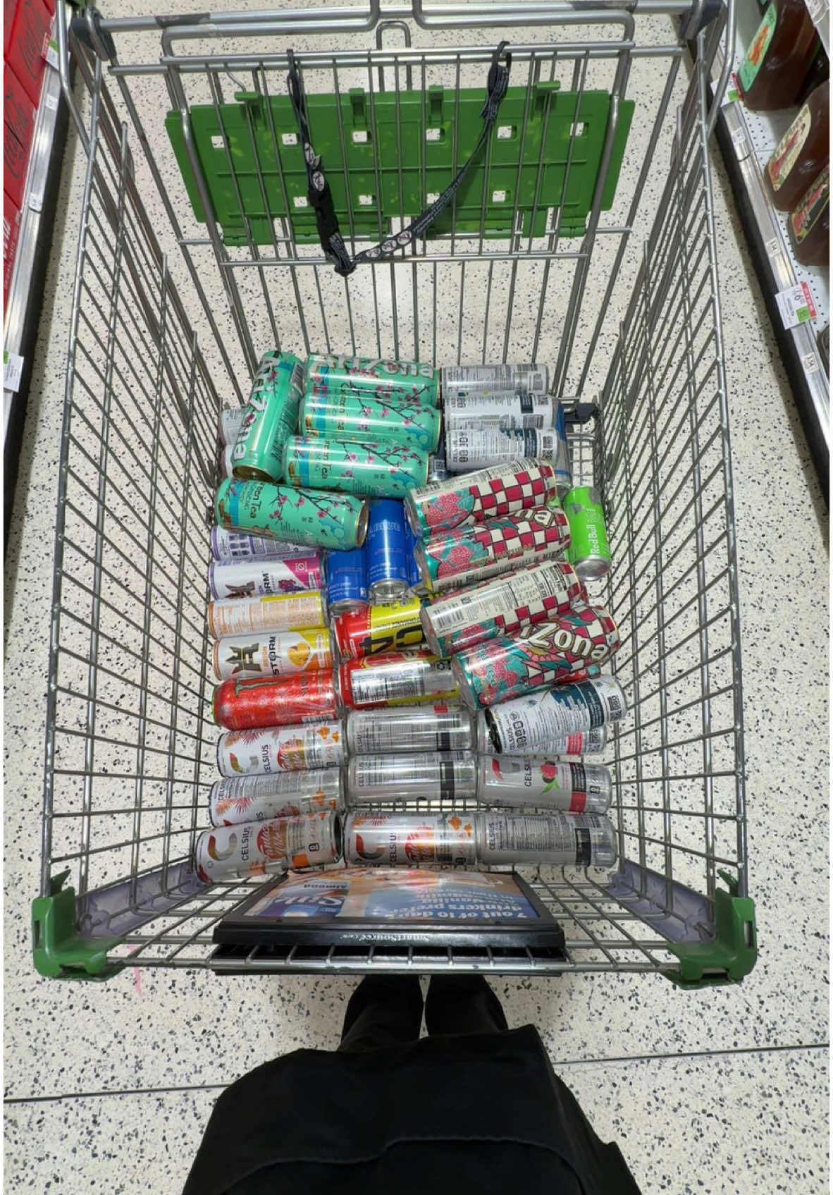 the first one!! #Vlog #vloggy #publixgirl #publixvlog #in10years #in10yearsiwillbe #amessagetoseniors #classof2025 #seniors 