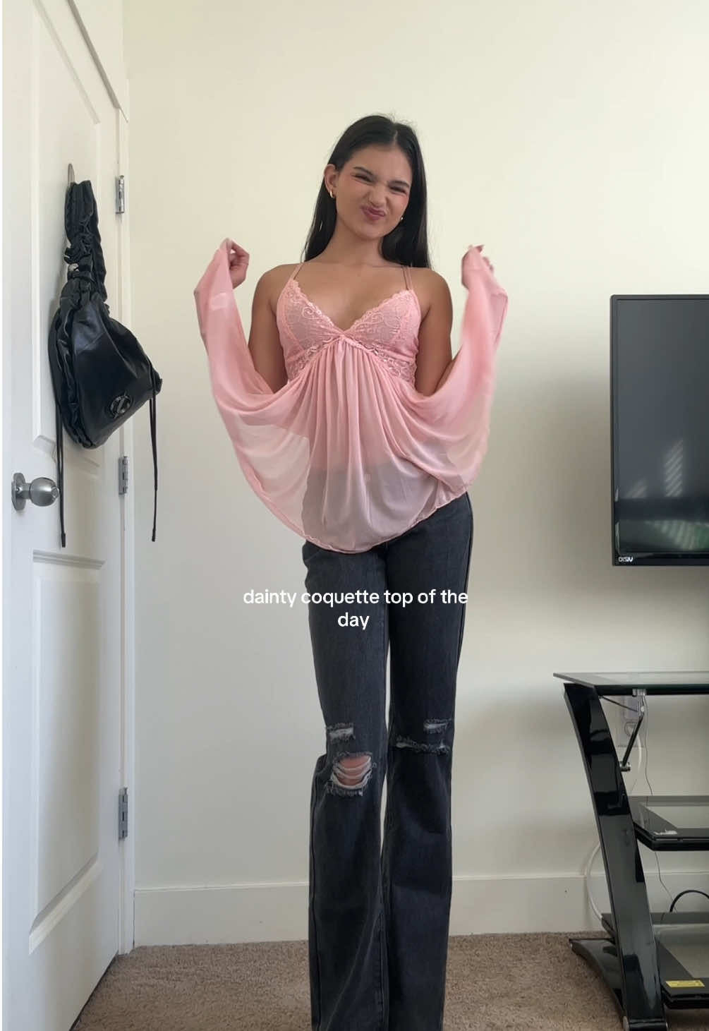 ITS SO CUTE JUST WEAR PASTIES @AVIDLOVE Boutique 💗 #lingerie #coquettetop #coquetteaesthetic #y2ktop 
