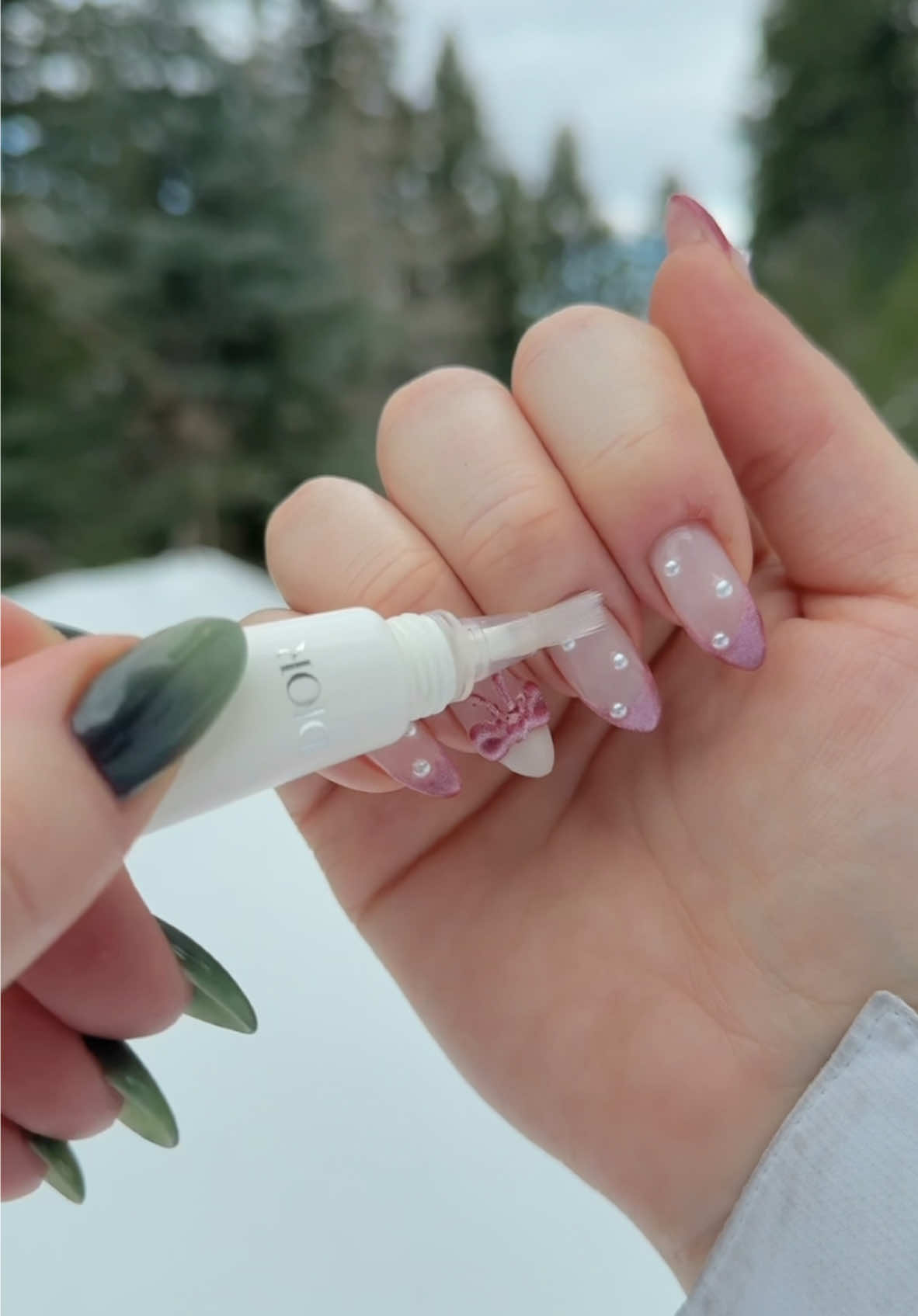 carving out time for self care 🎿😉 #skiing #SelfCare #nails #asmr #nailinspo 