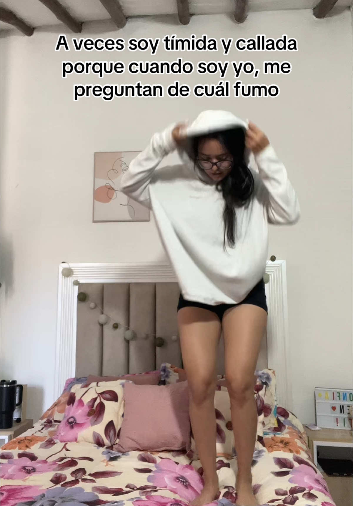 A veces soy tímida y callada #comedia #foruyou #baile #extrovertida #amigos #videoviral 