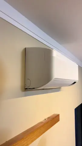 Desmontagem e limpeza de um ar condicionado da Samsung!  . . . . . . . #arcondicionado #limpeza #samsung #arcondicionado🥶 #funny #f 