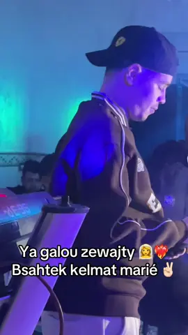 #🇩🇿🇲🇦🇹🇳 #les_algeriens🇩🇿🇩🇿 #foryoupage❤️❤️ #fyppppppppppppppppppppppp #fyp #fypp #fypp #funny #foryoupage❤️❤️ #follow #tiktoknews #batna05_chawiya🇩🇿💪 #skikda #batna #alger #galetli_walleh_manensak #partager_maximum_khawti🙏🏻💖اكسبلور @Be zza🎹 