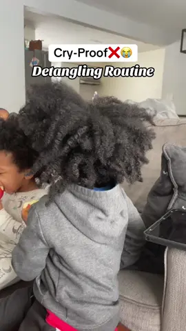 I use this detangle routine for not only for my boys but also for my own hair!!!! It works everytime! And without the fuss and tears! Products used: 1. @African Pride Pre-Shampoo 2. @MyRevAir Spray bottle 3. @FHI HEAT UNBrush Steps: 1. Spray with warm water 2. Gently finger detangle 3. Apply prepoo 4. Detangle from end to root 5. Enjoy the rest of your wash day!!! #washday #washdayroutine #creatorsearchinsights #toddlersoftiktok #toddlermom #naturalhair #naturalhairtiktok #curlyhairroutine 