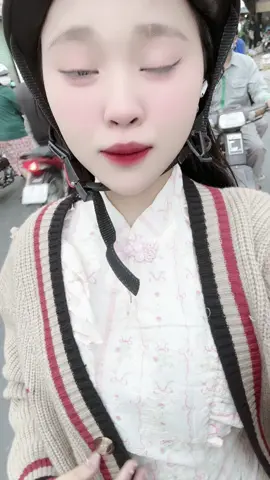 Yêu quá trời🎵