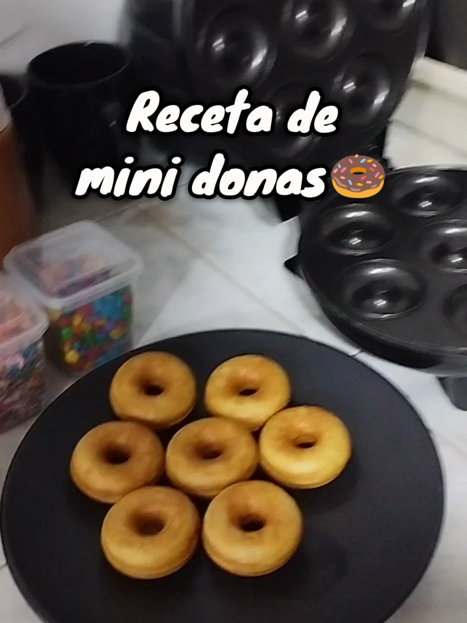 Receta de mini donas 🍩 #donutmaker #donuts #donas #minidonuts #minidonas #fyp #viral_video #parati #CapCut 