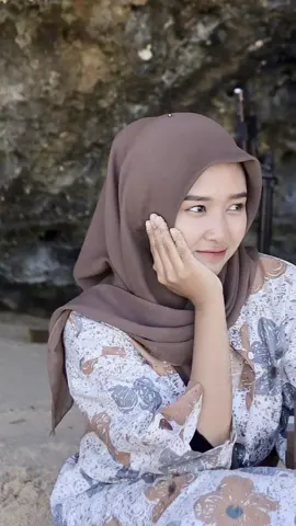 🫂💗 #CapCut #OOTD #gunungkidul #pantai #fypp #masukberandafyp #ootdhijabsimple 