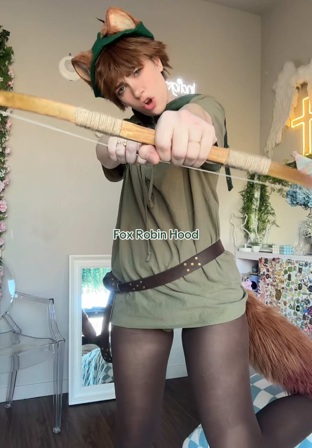Video is up 🦊 did you see it? #femboy #robinhood 