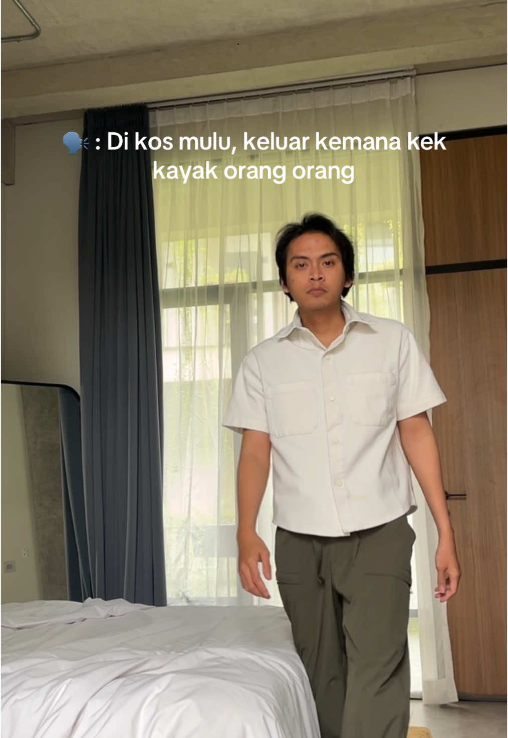 Bukan inner child, emang boros aja manusia ini kalau keluar kamar #fyp #kos #kostjakarta #livingalone #jakartaselatan #shopping #belanja 